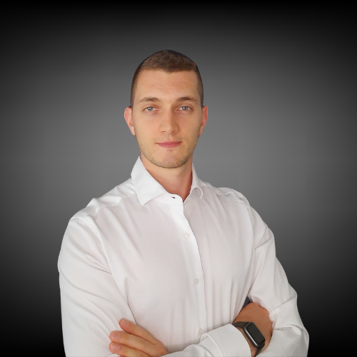 Alexandre Meyer, conseiller en gestion de patrimoine et agent immobilier en Alsace